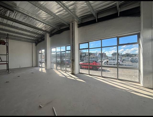 450M² RETAIL TO LET IN DE KUILEN